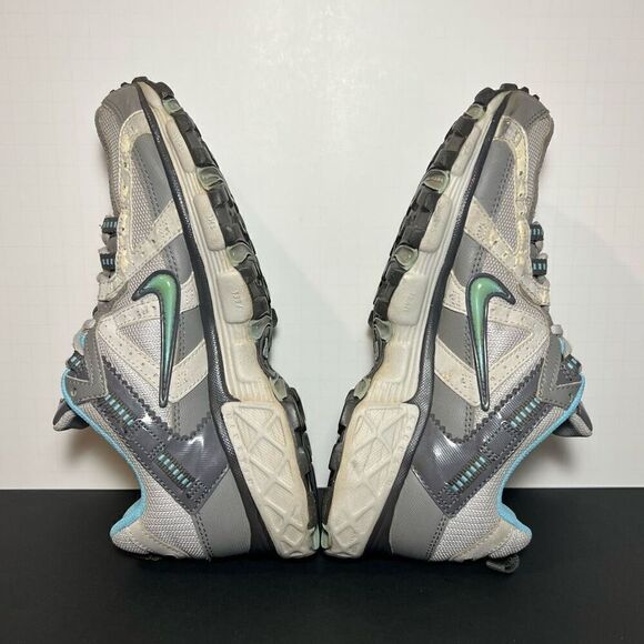 Womens NIKE ACG Alvord Series Trail Running Shoes / Size 8.5 - Picture 6 of 8